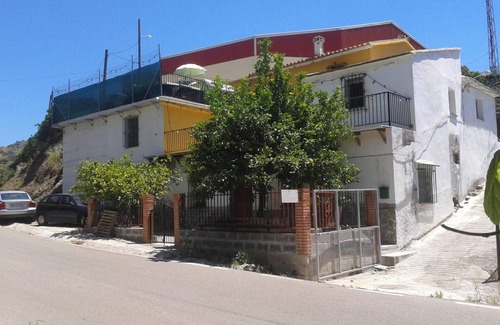 Portugalejo House | Homerez - Quaint House in Canillas with Private Pool
