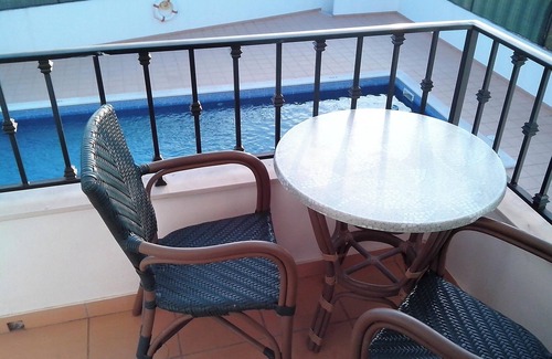 Pata de Baixo Apartment | Homerez - Spacious apartment in Albufeira 80 m² with shared pool