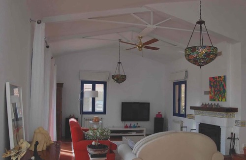Uceda Villa | Homerez - Spacious villa for 8 ppl. with swimming-pool and terrace at Uceda