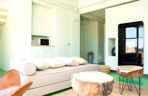 Argamasilla de Alba Apartment | Homerez - Studio for 2 ppl. with shared pool and terrace at Argamasilla de Alba