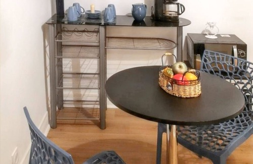 Sainte-Anne - Faubourg Noyon Apartment | Homerez - Studio Amiens, city centre.