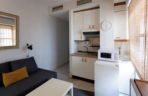 Museo Apartment | Homerez - Studio in the heart of Seville.