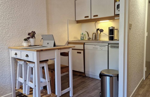 Isola Apartment | Homerez - Studio, mountain view, Isola.