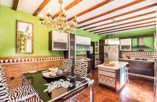 Padul Villa | Homerez - Villa in Padul with Private Pool