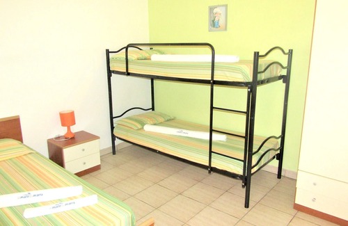 Torre San Giovanni House | Homerez - Welcoming House in Torre San Giovanni + Garden