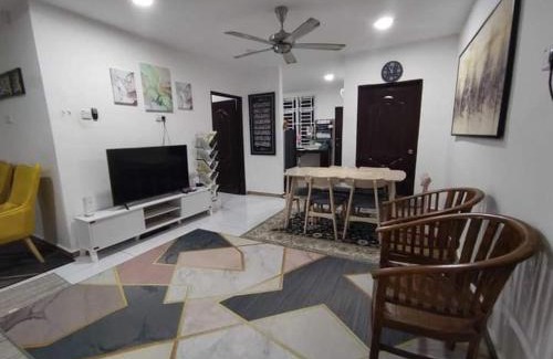 Pasir Puteh House | Homestay Amni