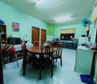 Kampung Hangus House | Homestay Bendang Becah