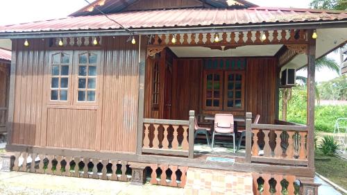 Parit Raja House | Homestay Faizal tapak