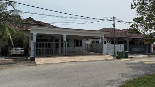 Mentakab House | Homestay Jawahir