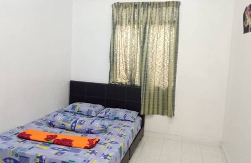 Kemaman House | Homestay Marang Terengganu 5 min from beach