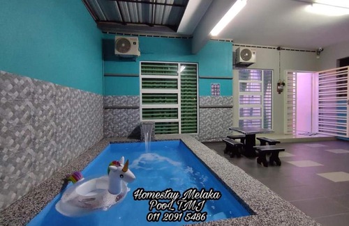 Bukit Gapam House | HOMESTAY MELAKA POOL TMJ