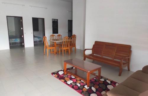 Kampung Nibung House | Homestay Roomstay Setaman