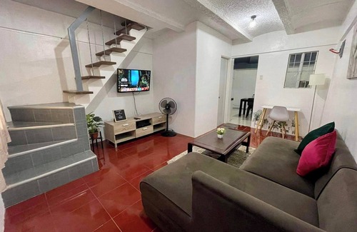 Dasmarinas House | Homestay @ Tierra Vista near SM Dasma w/Netflix & Wifi