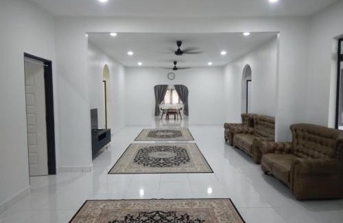 Kampung Sungai Raga House | HOMESTAY WADIHANA