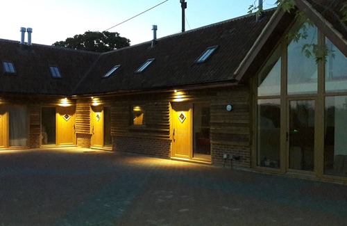 Market Lavington Apartment | Homestead Stables