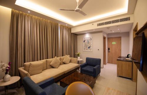 Alambagh Hotel | Hometel Alambagh Lucknow - A Sarovar Hotel