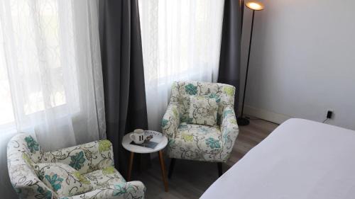 Wilshire Center Hotel | Hometel Suites