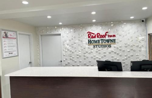 Georgetown Hotel | HomeTowne Studios by Red Roof Georgetown, KY