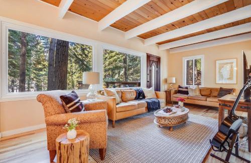 McKinney Estates House | Homewood by AvantStay AMAZING FAMILY Cabin w Hot Tub Sauna