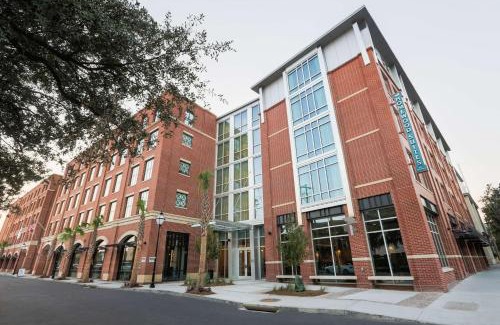 Cannonborough Elliotborough Hotel | Homewood Suites By Hilton Charleston Historic District