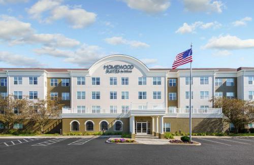 Erie Hotel | Homewood Suites by Hilton Erie