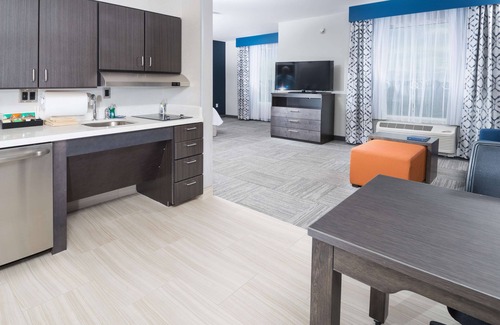 Catoosa Hotel | Homewood Suites by Hilton Tulsa Catoosa
