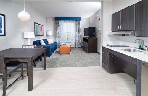 Catoosa Hotel | Homewood Suites by Hilton Tulsa Catoosa