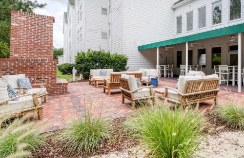 Taylortown Hotel | Homewood Suites by Hilton Olmsted Village