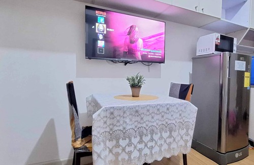 Ususan Condo | Homey 1BR With Balcony City View in Grace Res