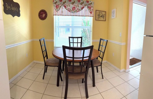 Palmer Ranch Condo | Homey Comfort Meets Championship Golf–Ground Floor Condo in Stoneybrook Sarasota