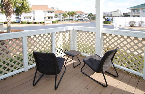 Cherry Grove Beach Condo | Homey condo w/private deck in quiet resort w/fabulous pool & Jacuzzi - one block from the beach