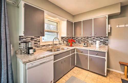 Jenison Apartment | Homey Duplex - 10 Mi to Downtown Grand Rapids!
