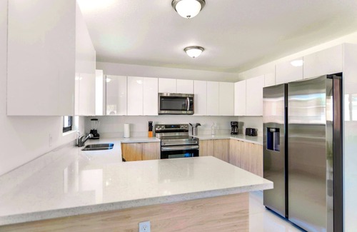 Gladeview Apartment | Homey Duplex Near Wynwood & MiMo District