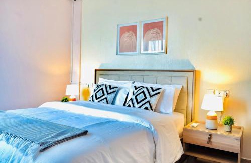 Entebbe Apartment | Homey Haven Lakeside Condo in Entebbe
