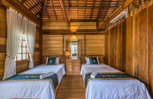 La Gi Hotel | Honba Lagi Beach Resort