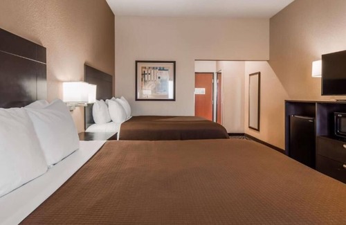 Hondo Hotel | Hondo Inn