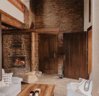 Bistrita House | Honey home