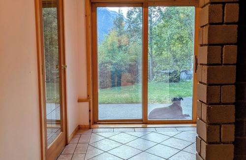 Shalalth House | Honey House