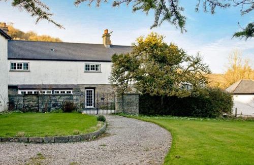 Newton Abbot House | Honeybags-Uk12422