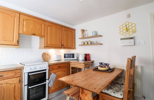 Ripon Cottage | HONEYBEE COTTAGE, pet friendly, character holiday cottage in Ripon