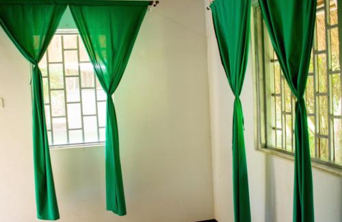 Karuma Cabin | Honeybee Safari Camp