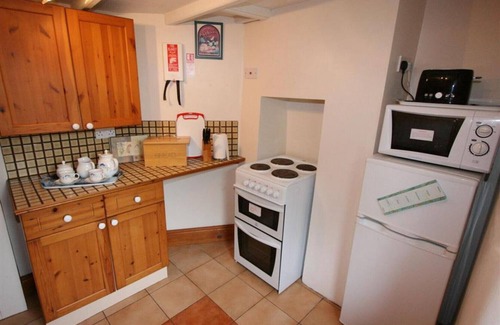 St. Buryan Cottage | Honnor Cottage, in the quiet village of St Buryan