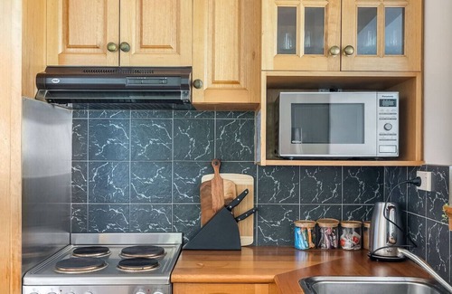 Mount Stuart House | Hooper House - Stylish Character Home
