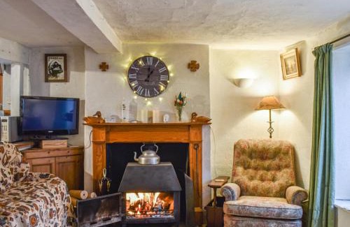 Alton Barnes House | Hoopers Farmhouse - Uk36307