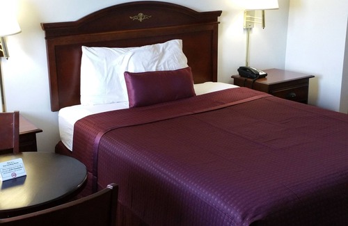 Portland Hotel | Hoosier Inn