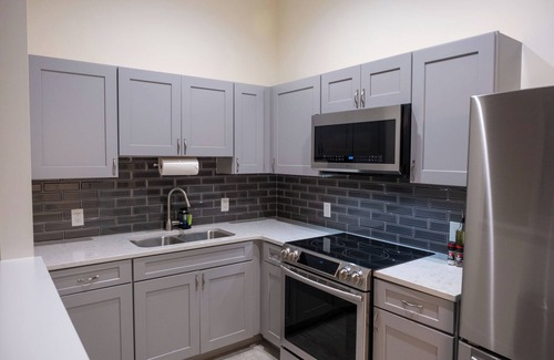 Bloomington Apartment | Hoosier Suite Downtown Bloomington On The Square
