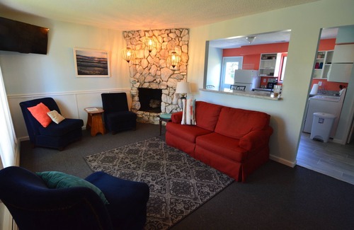 Fennville Bed & Breakfast | Hop & Vine Inn