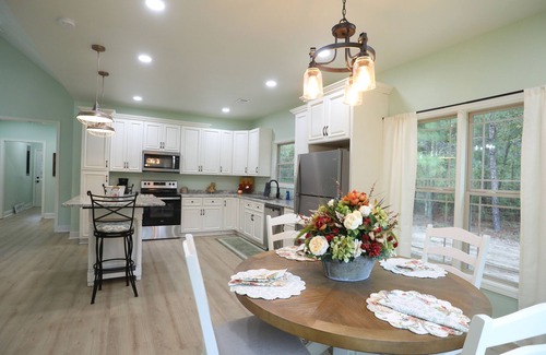 Eastman House | Hope House - Christian Retreat