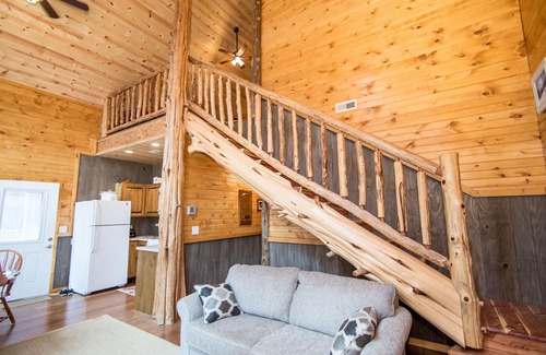 Bentonville Cabin | Hopewell Croft - Southern Ohio Cabin Rental