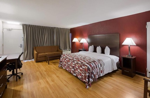 Anderson Hotel | Horizon Inn & Suites